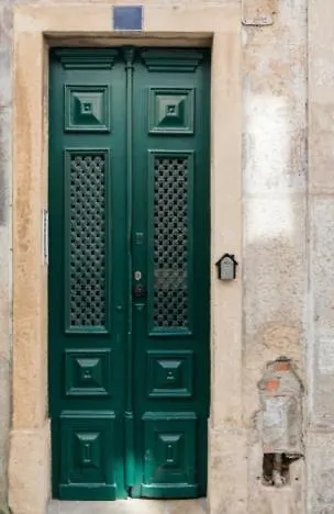 Lägenhet N2 Center Romance Exterior Maintenance To Be Completed By Mid-march Lisboa